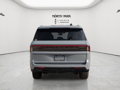 2026 Lincoln Navigator L Premiere