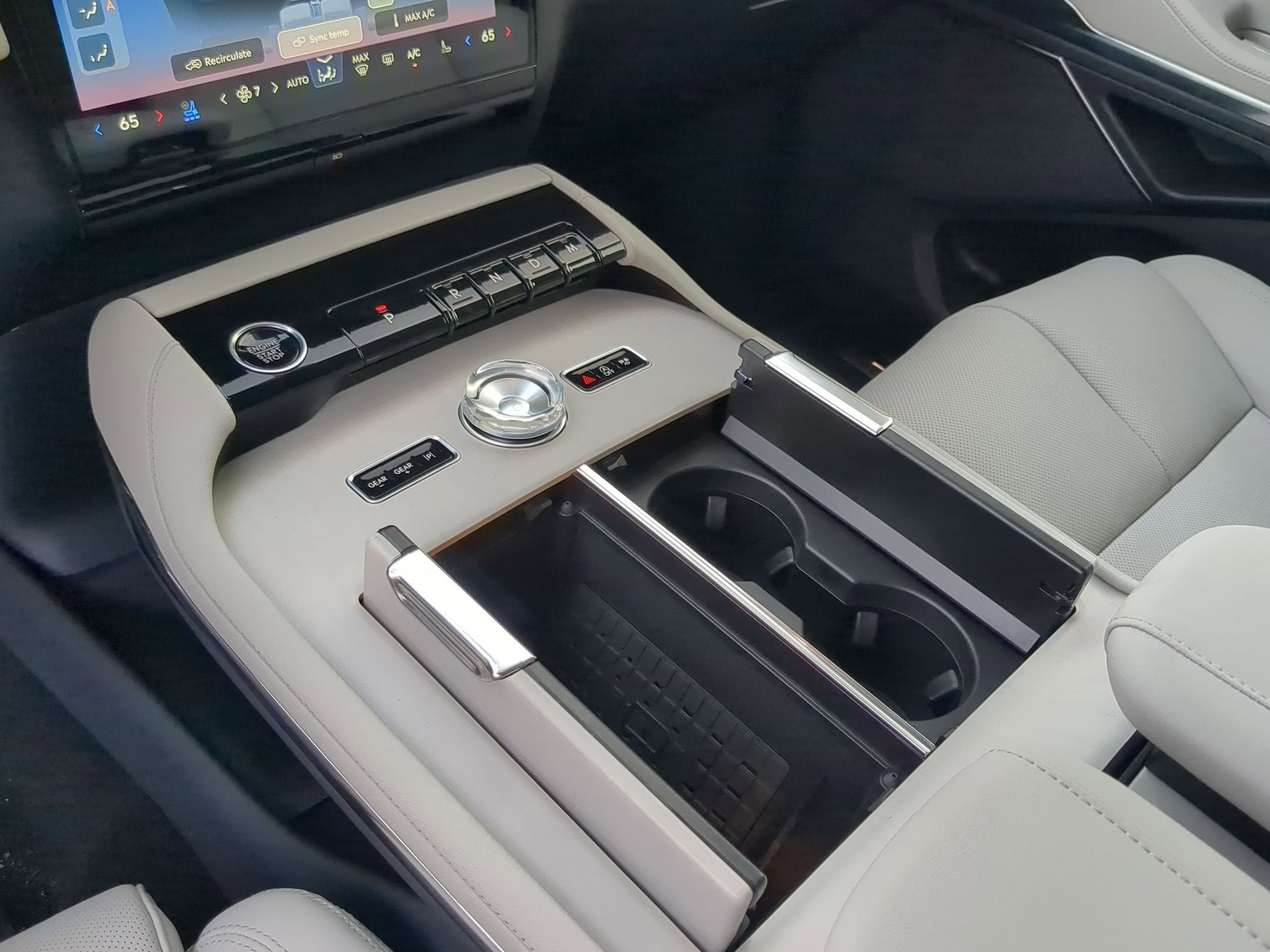 2026 Lincoln Navigator L Premiere