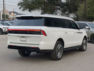 2026 Lincoln Navigator L Premiere