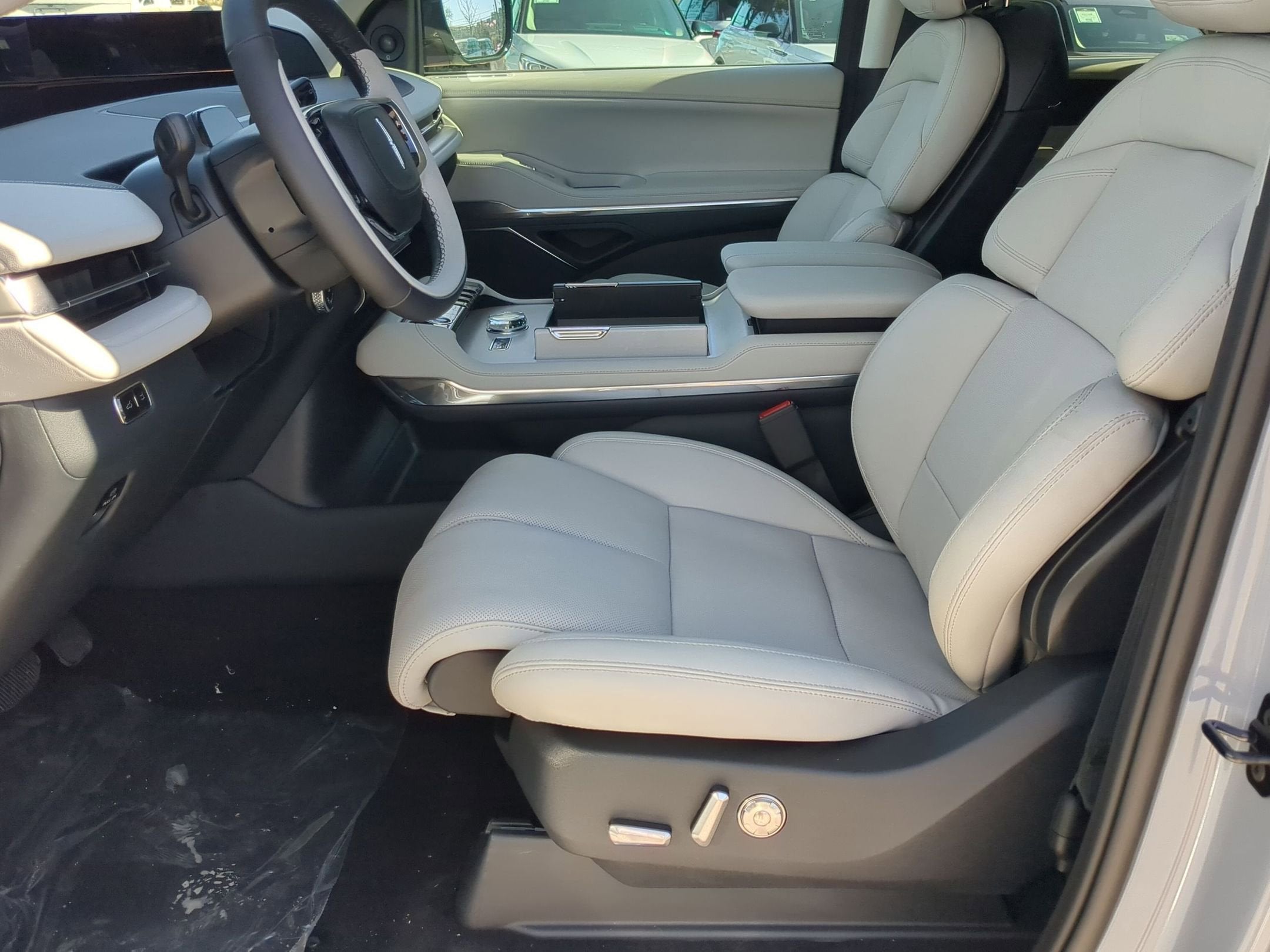 2026 Lincoln Navigator L Premiere