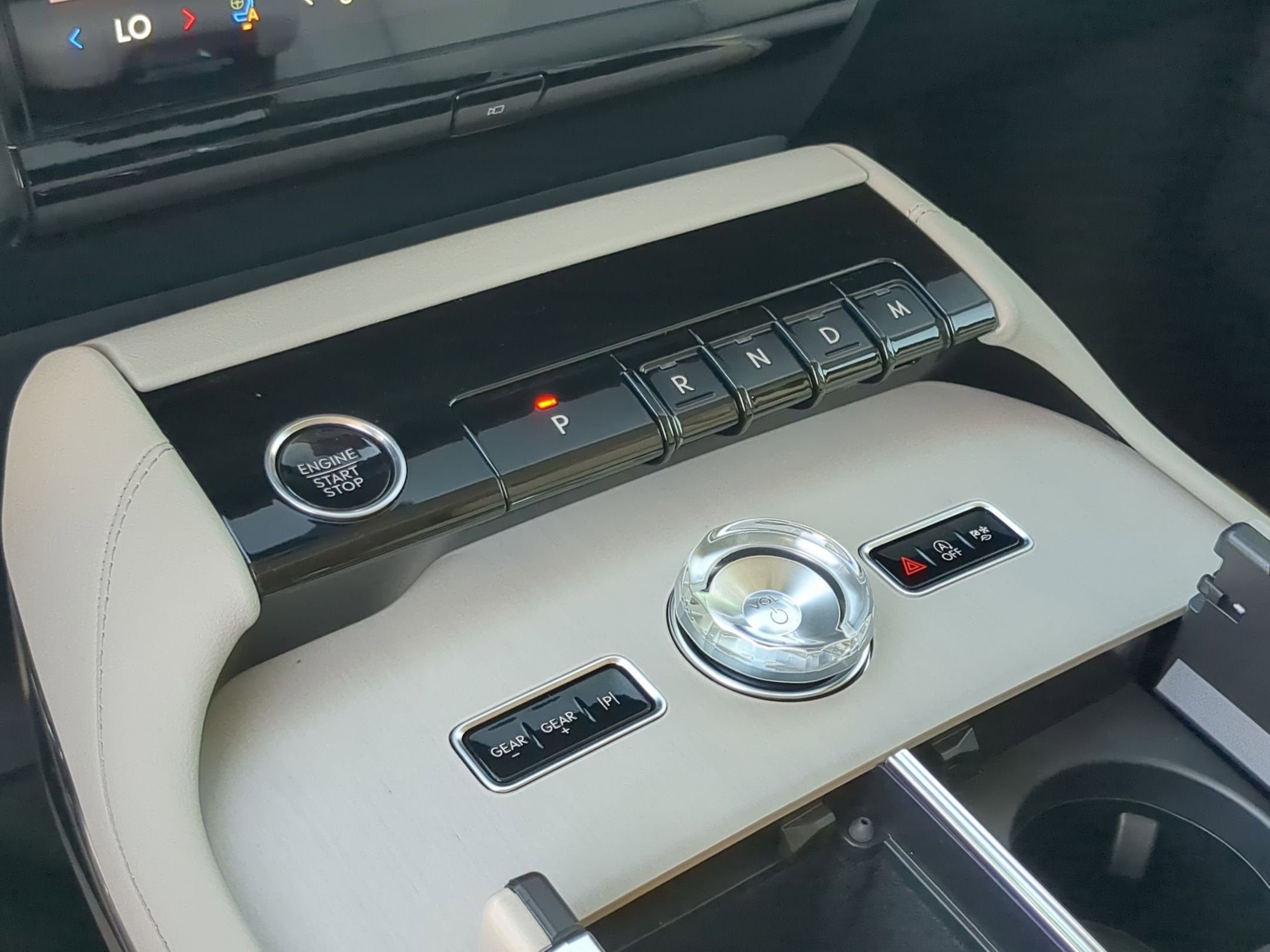 2026 Lincoln Navigator L Premiere