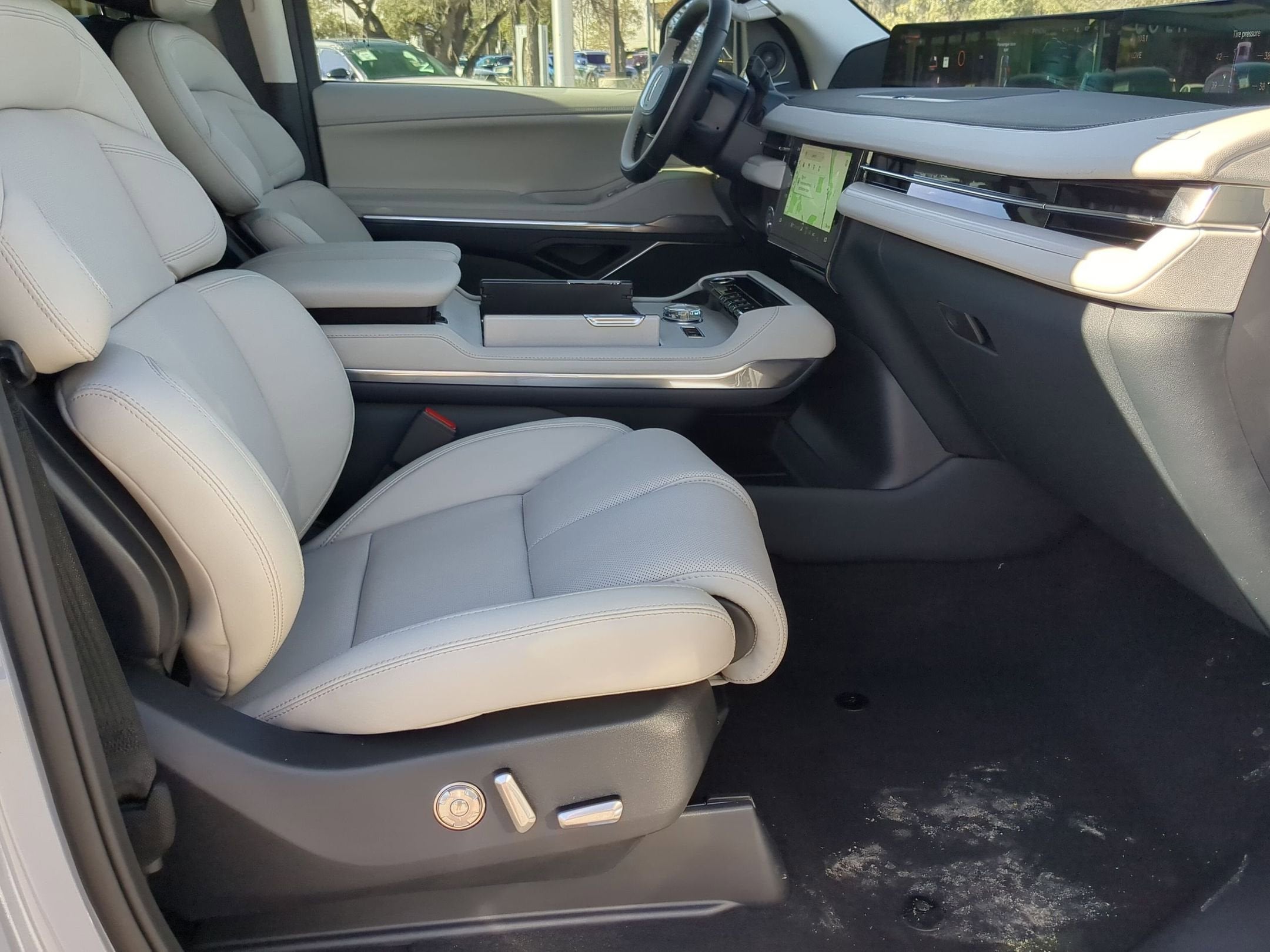 2026 Lincoln Navigator L Premiere