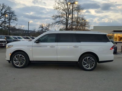 2026 Lincoln Navigator L Premiere