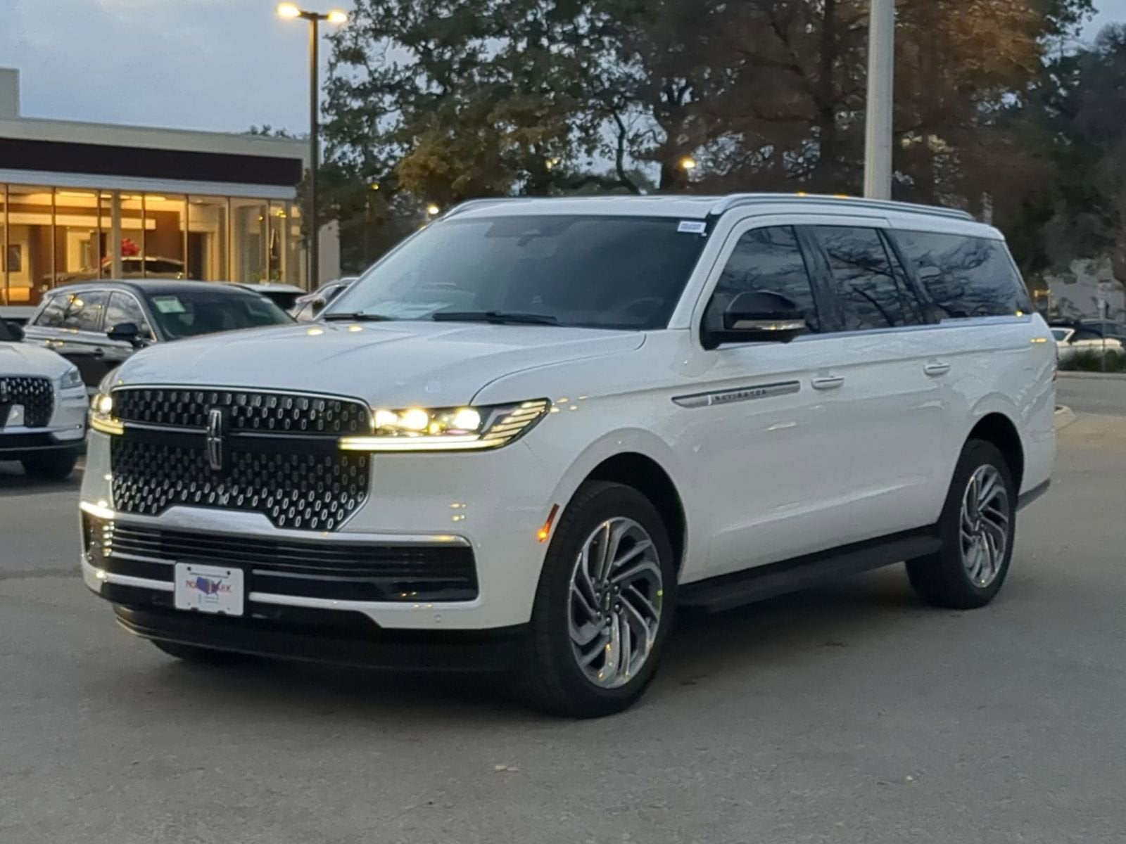 2026 Lincoln Navigator L Premiere