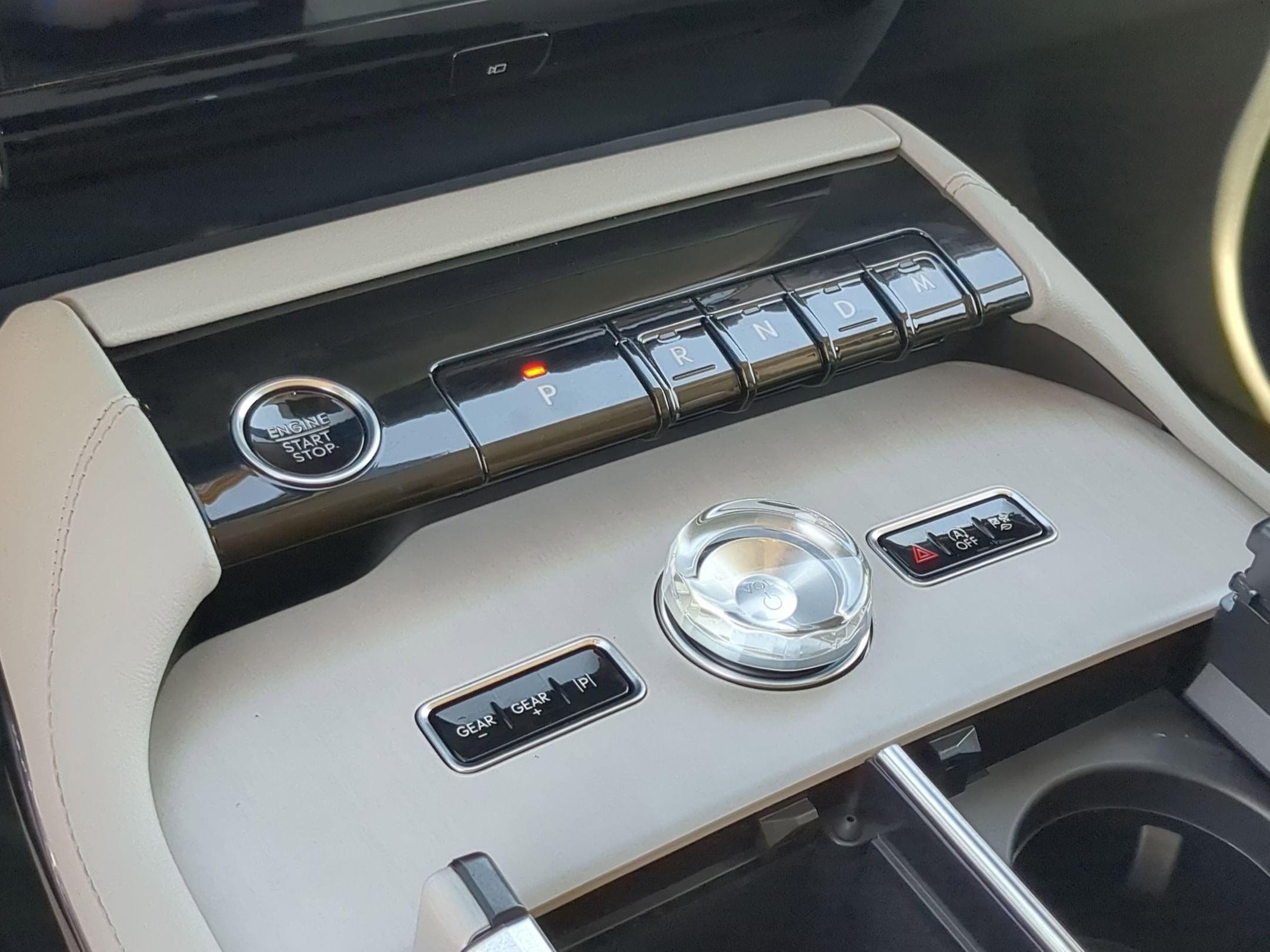2026 Lincoln Navigator L Premiere