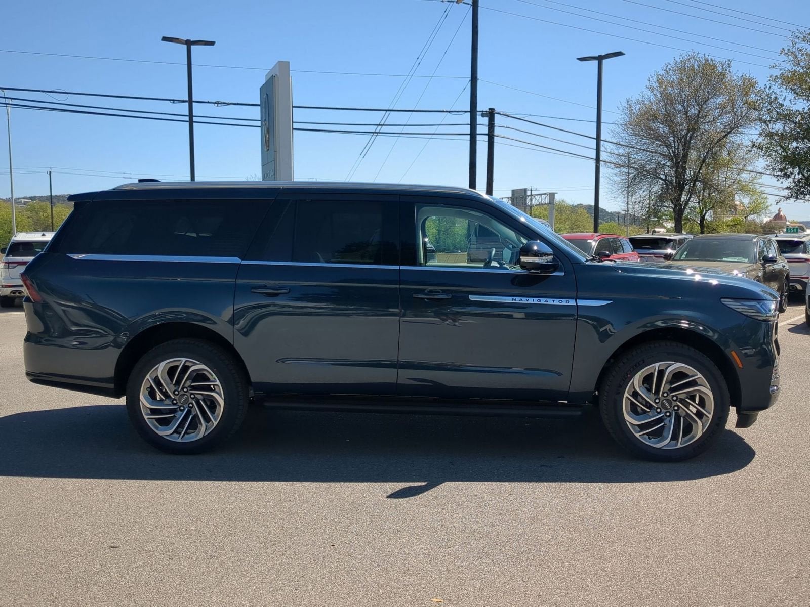 2026 Lincoln Navigator L Premiere