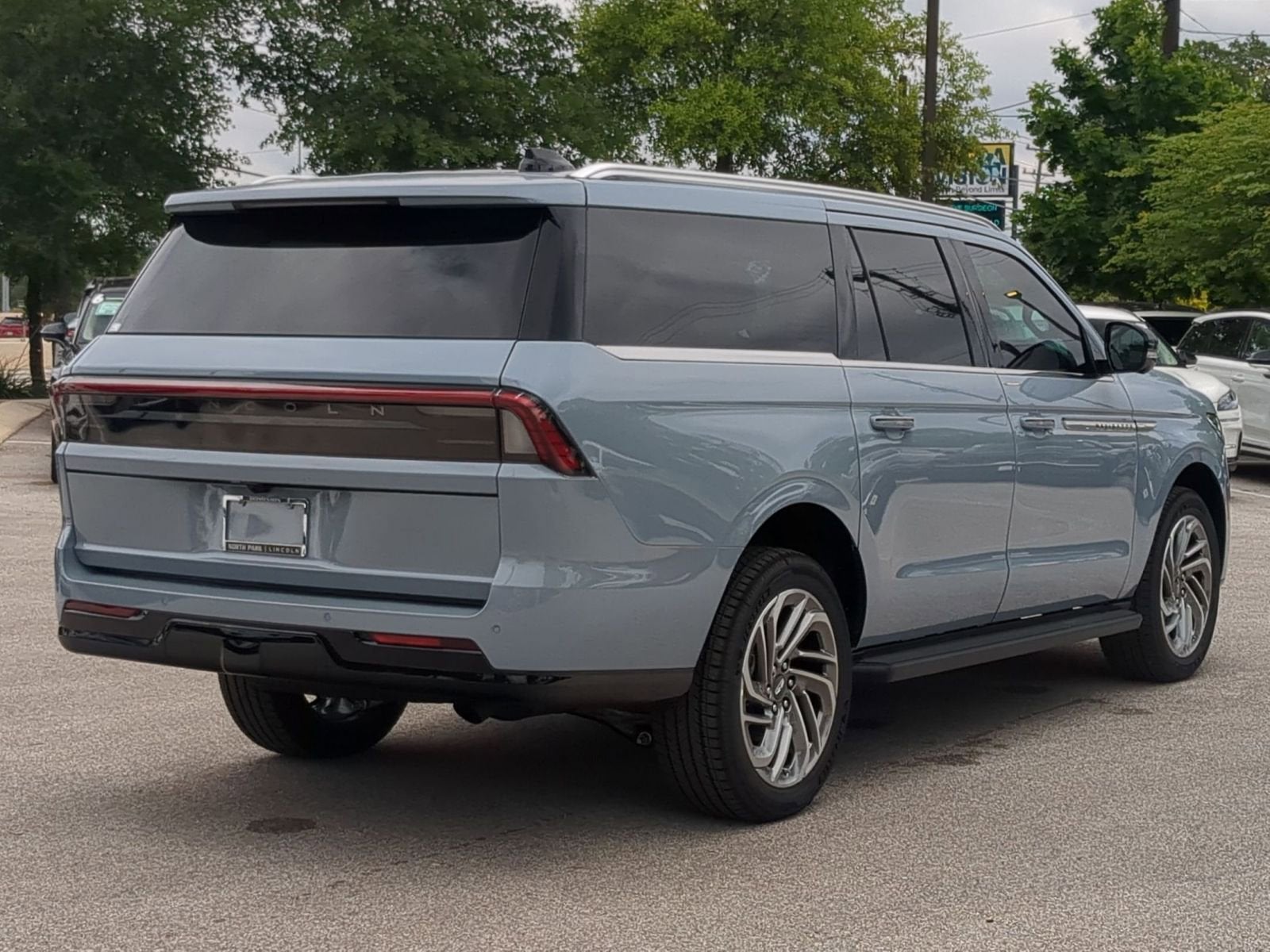 2026 Lincoln Navigator L Premiere