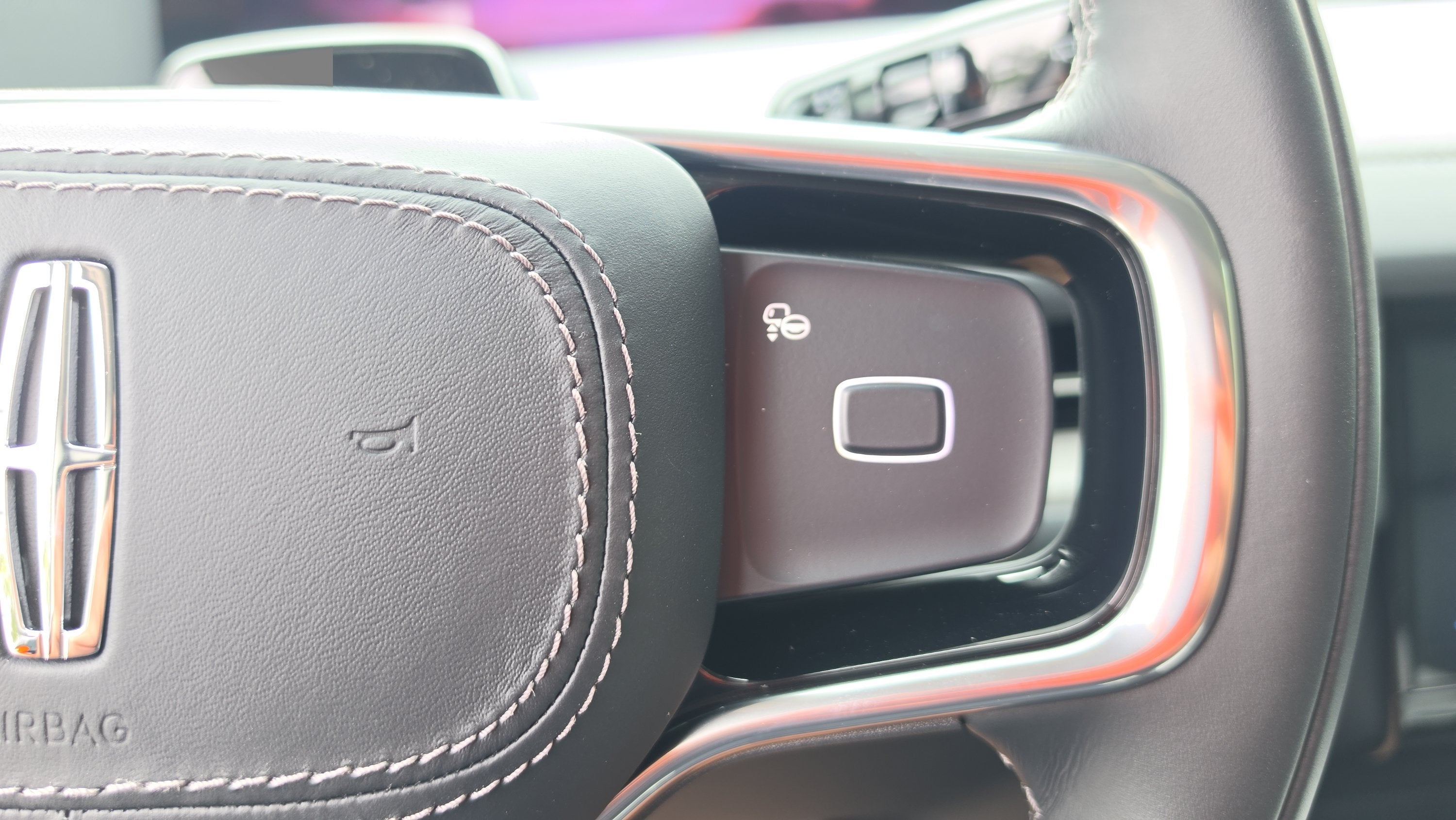 2027 Lincoln Navigator L Premiere
