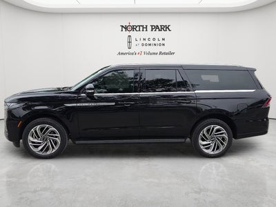 2027 Lincoln Navigator L Premiere