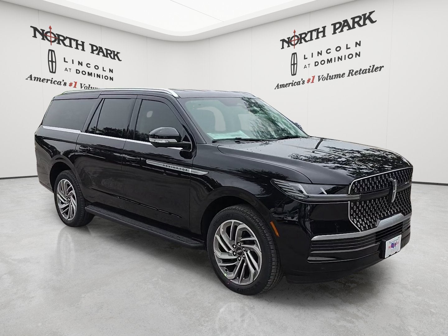 2027 Lincoln Navigator L Premiere
