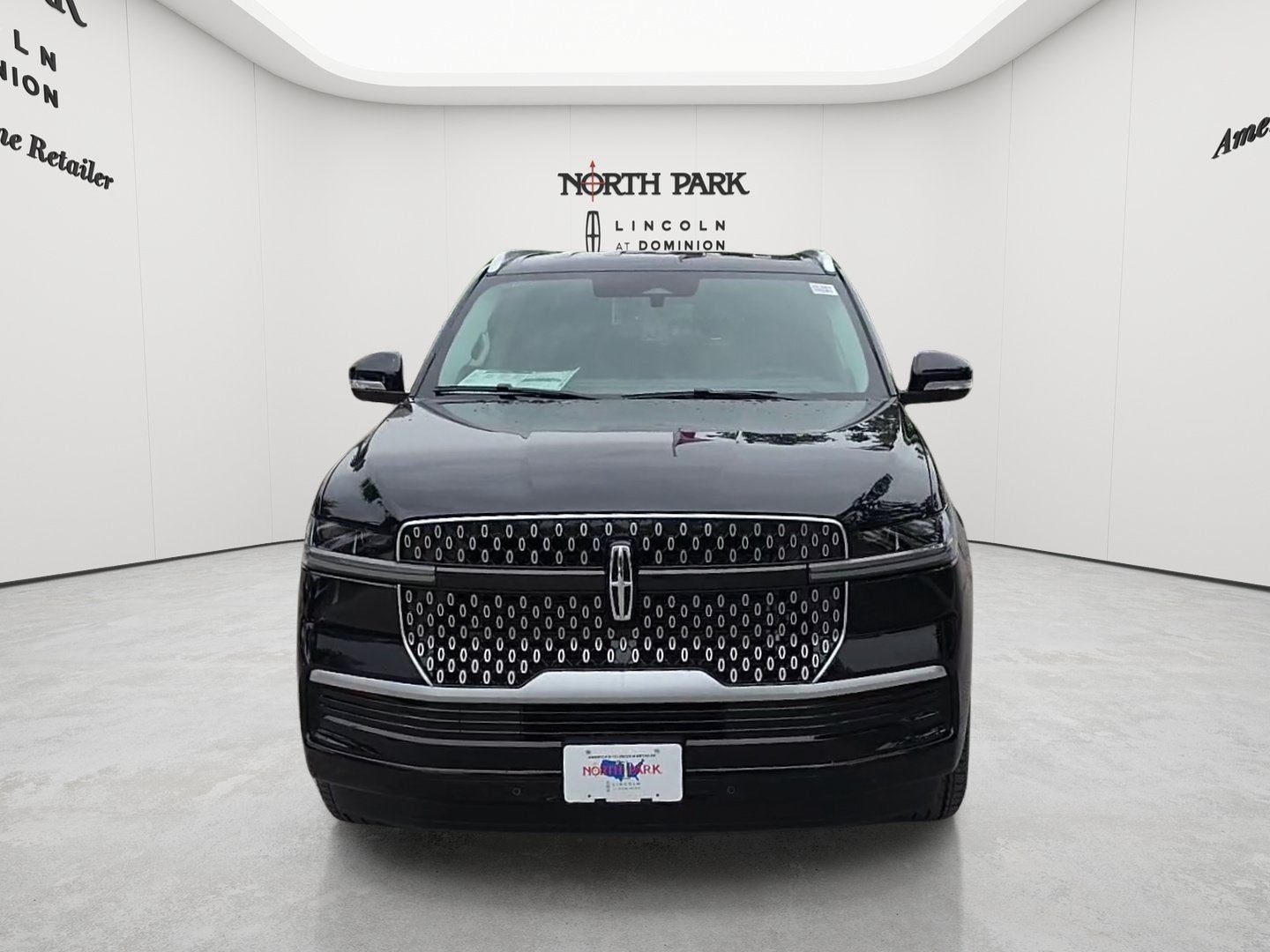 2027 Lincoln Navigator L Premiere