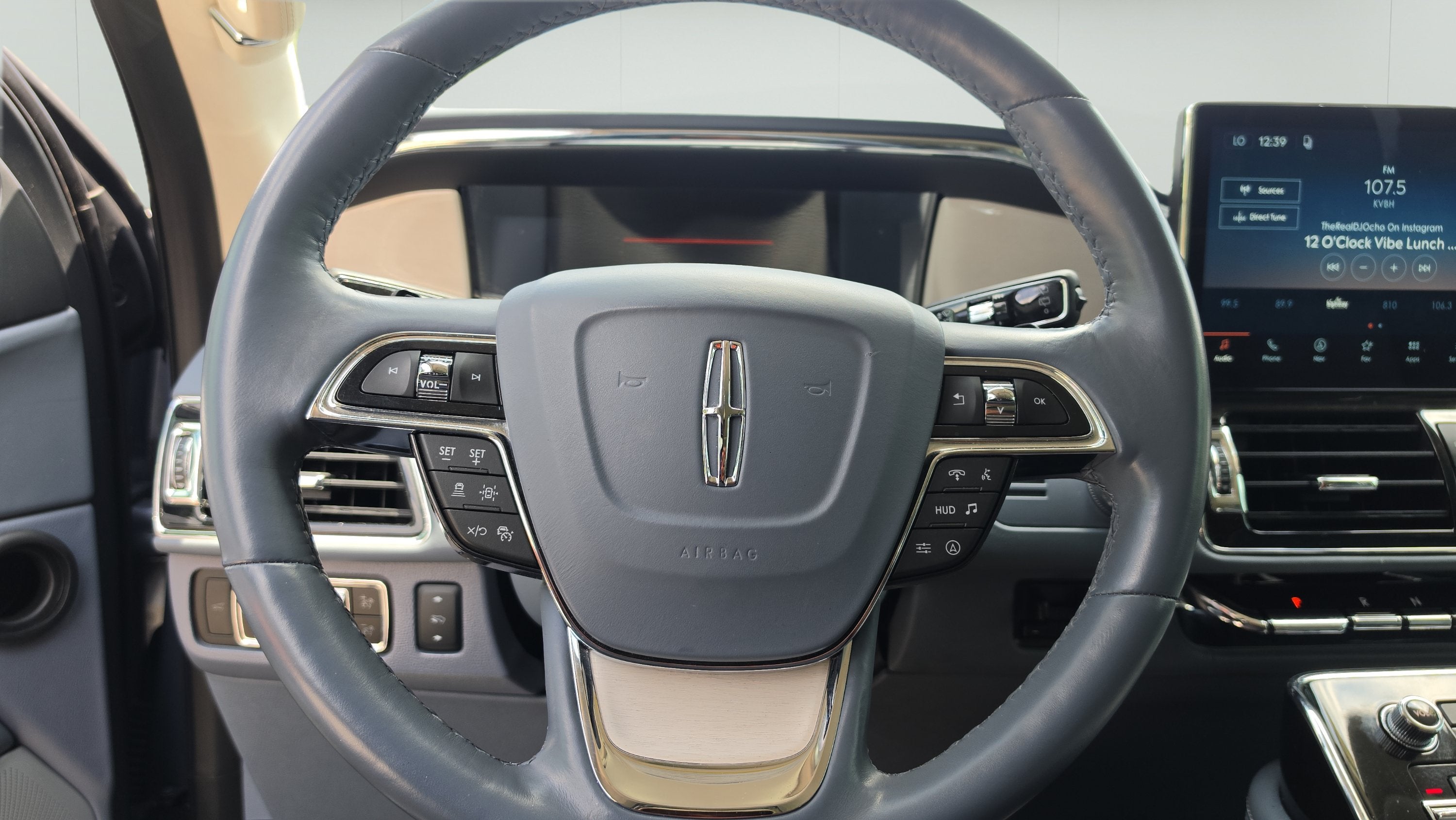 2024 Lincoln Navigator L Black Label
