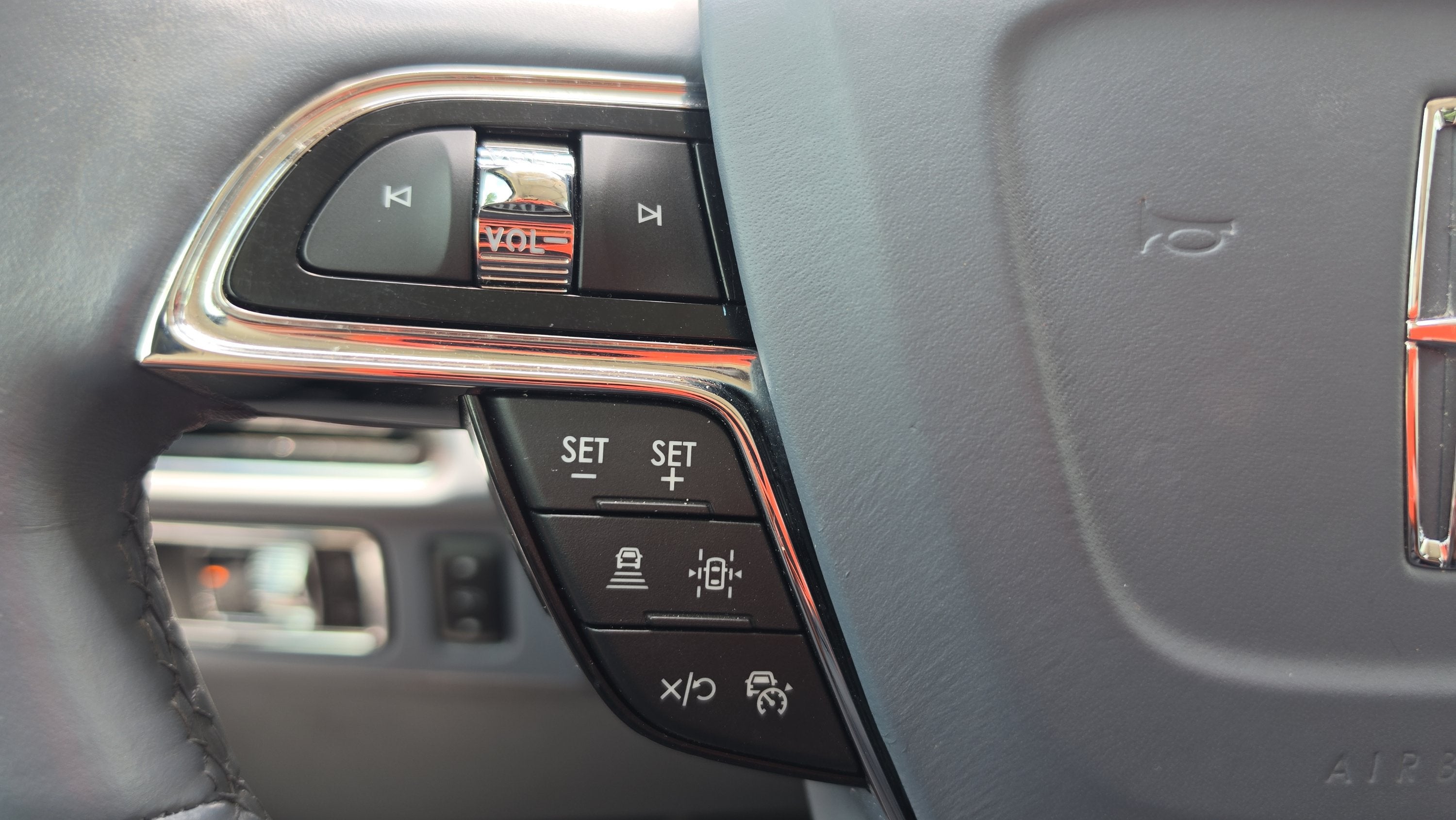 2024 Lincoln Navigator L Black Label