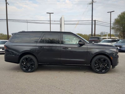 2025 Lincoln Navigator L Black Label