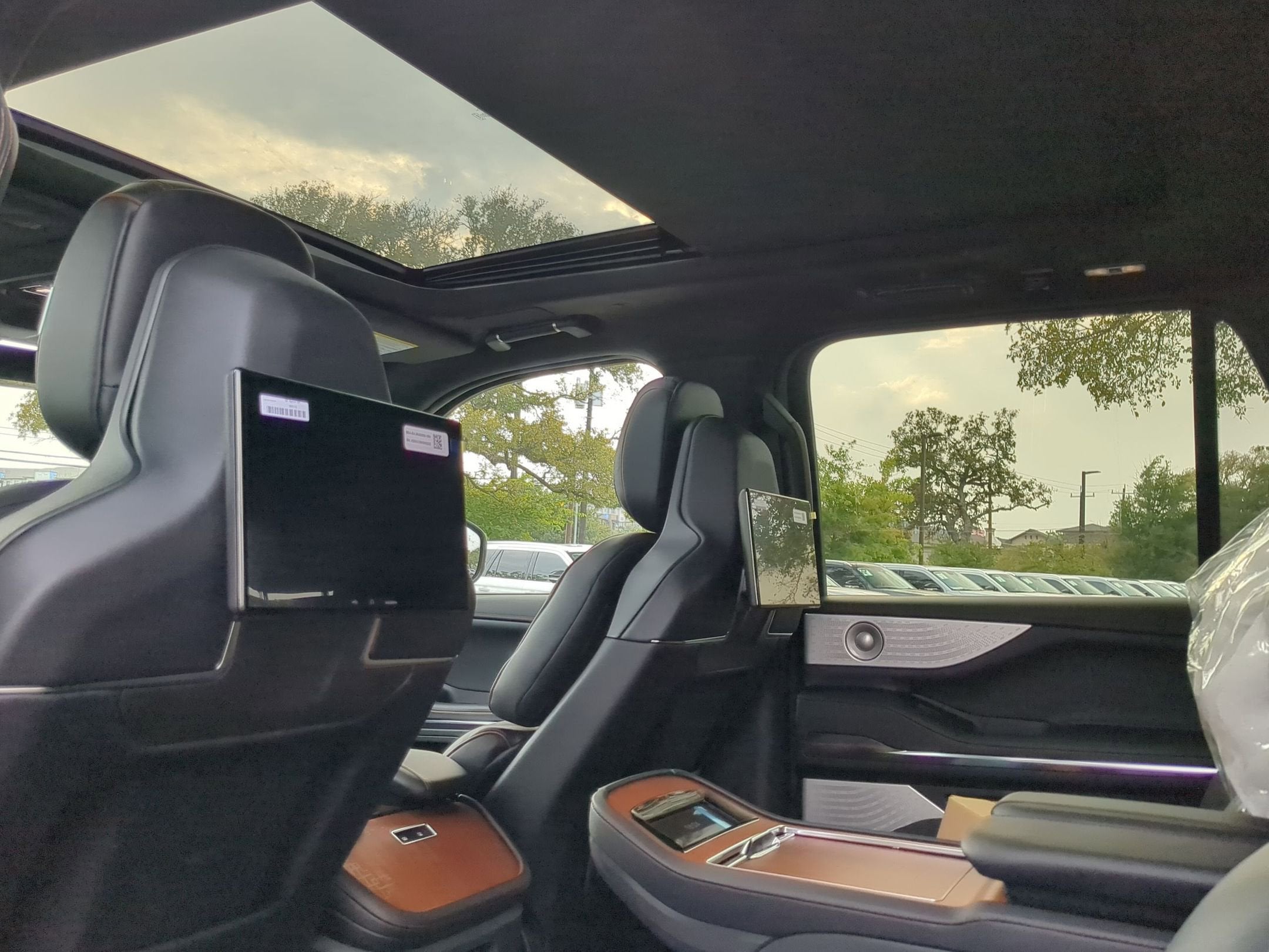 2025 Lincoln Navigator L Black Label