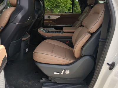 2026 Lincoln Navigator L Black Label