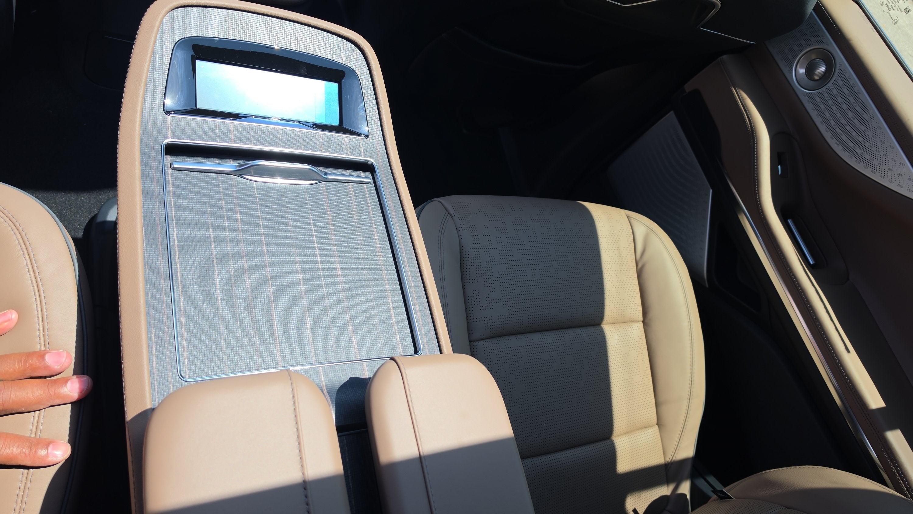 2027 Lincoln Navigator L Black Label