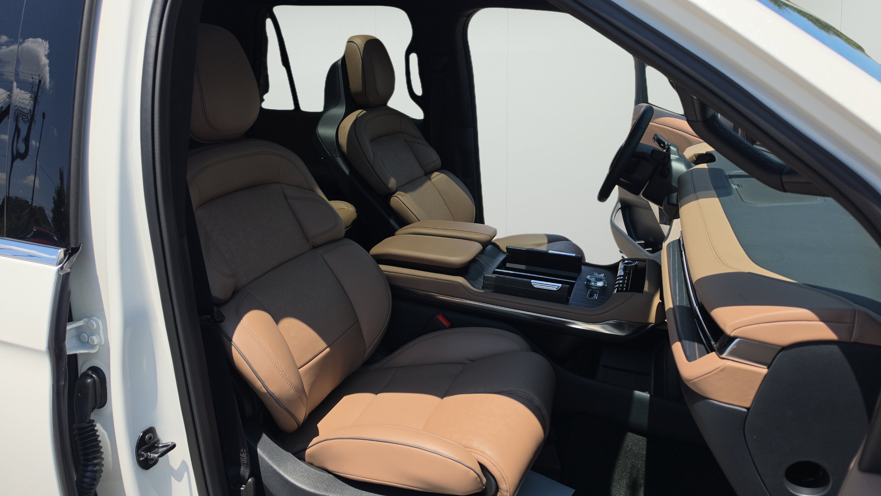 2027 Lincoln Navigator L Black Label