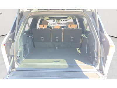 2027 Lincoln Navigator L Black Label