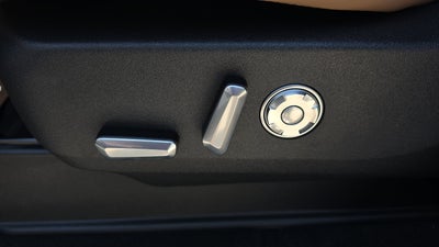 2027 Lincoln Navigator L Black Label