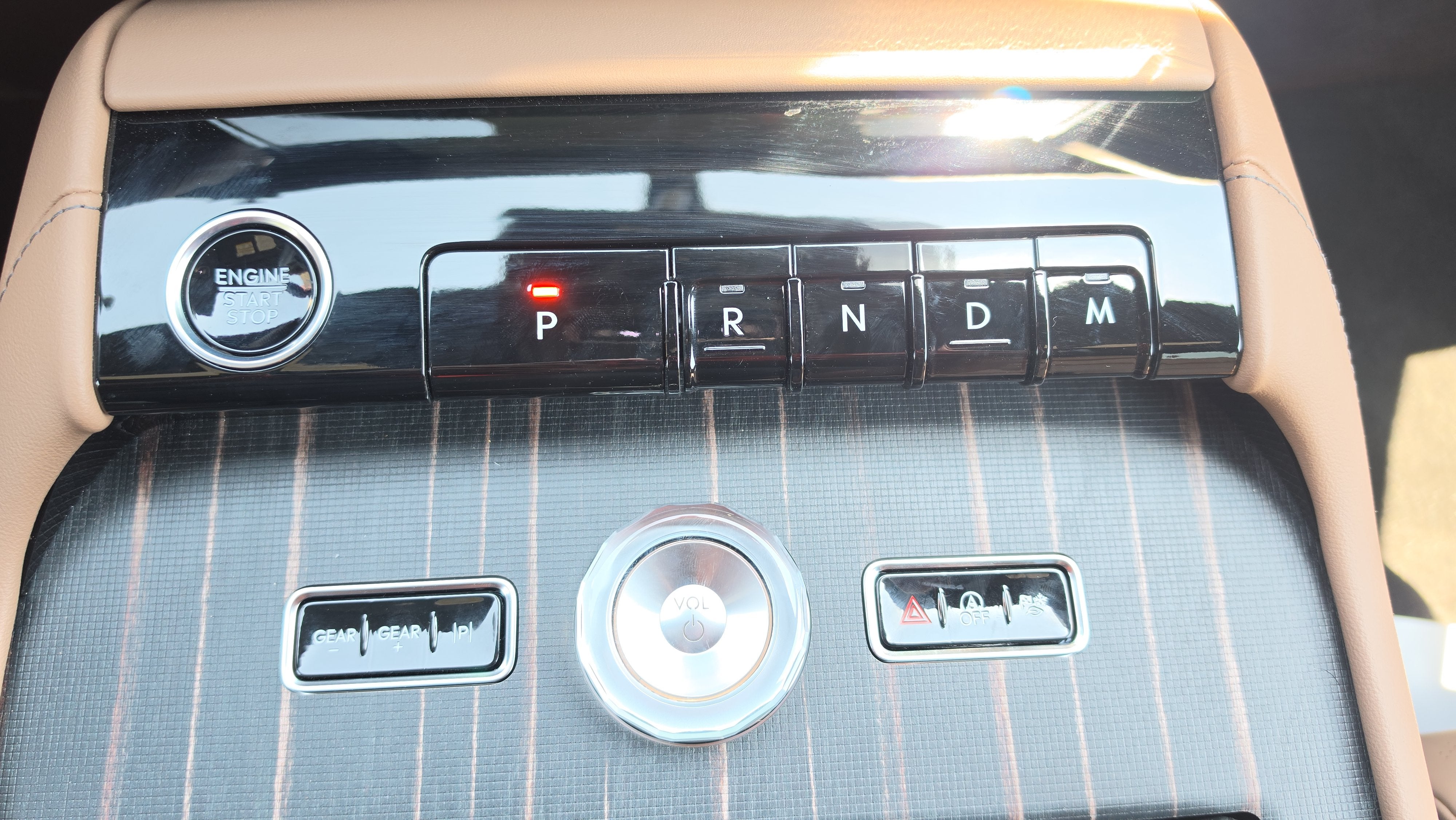 2027 Lincoln Navigator L Black Label