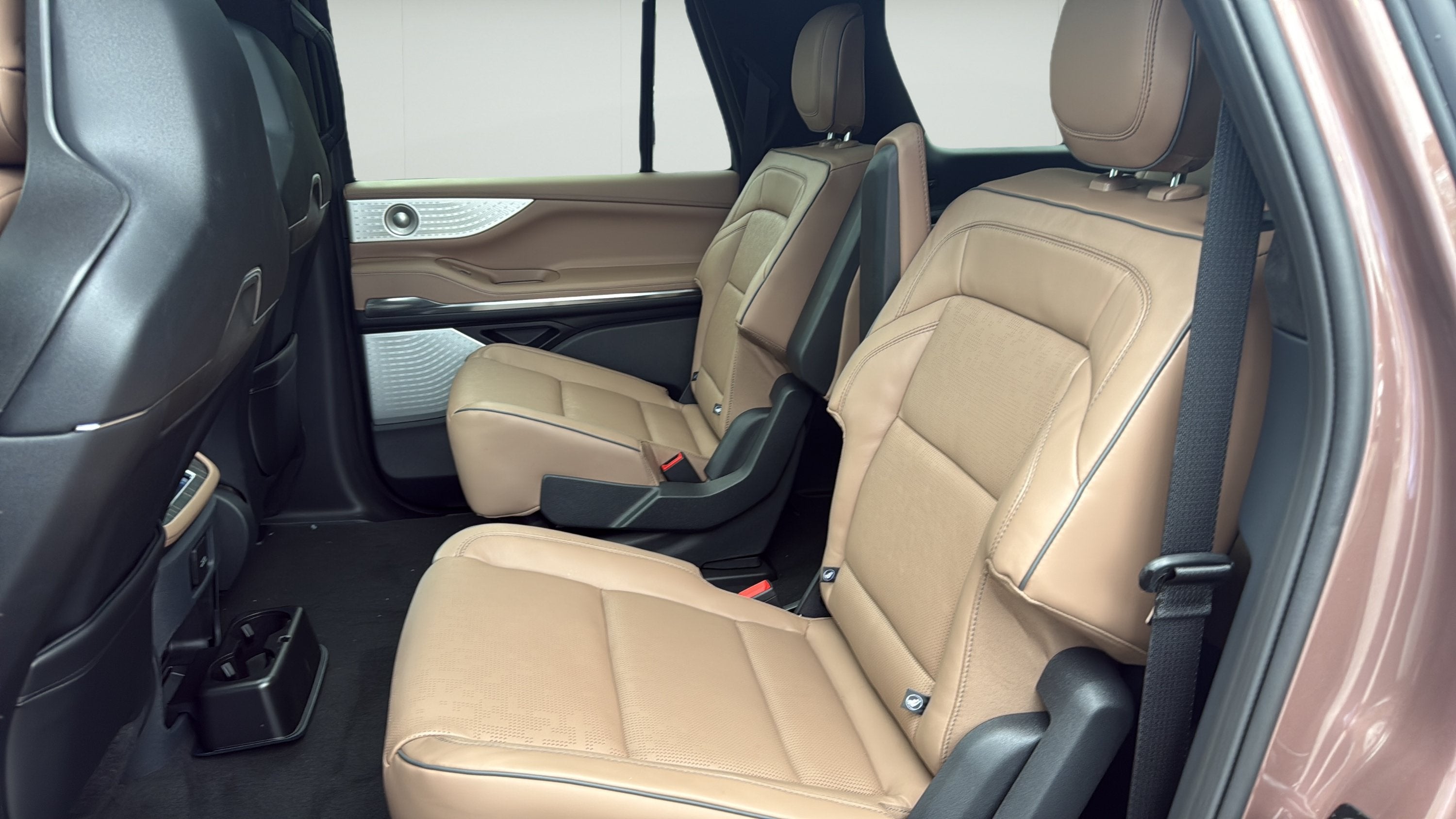 2027 Lincoln Navigator L Black Label