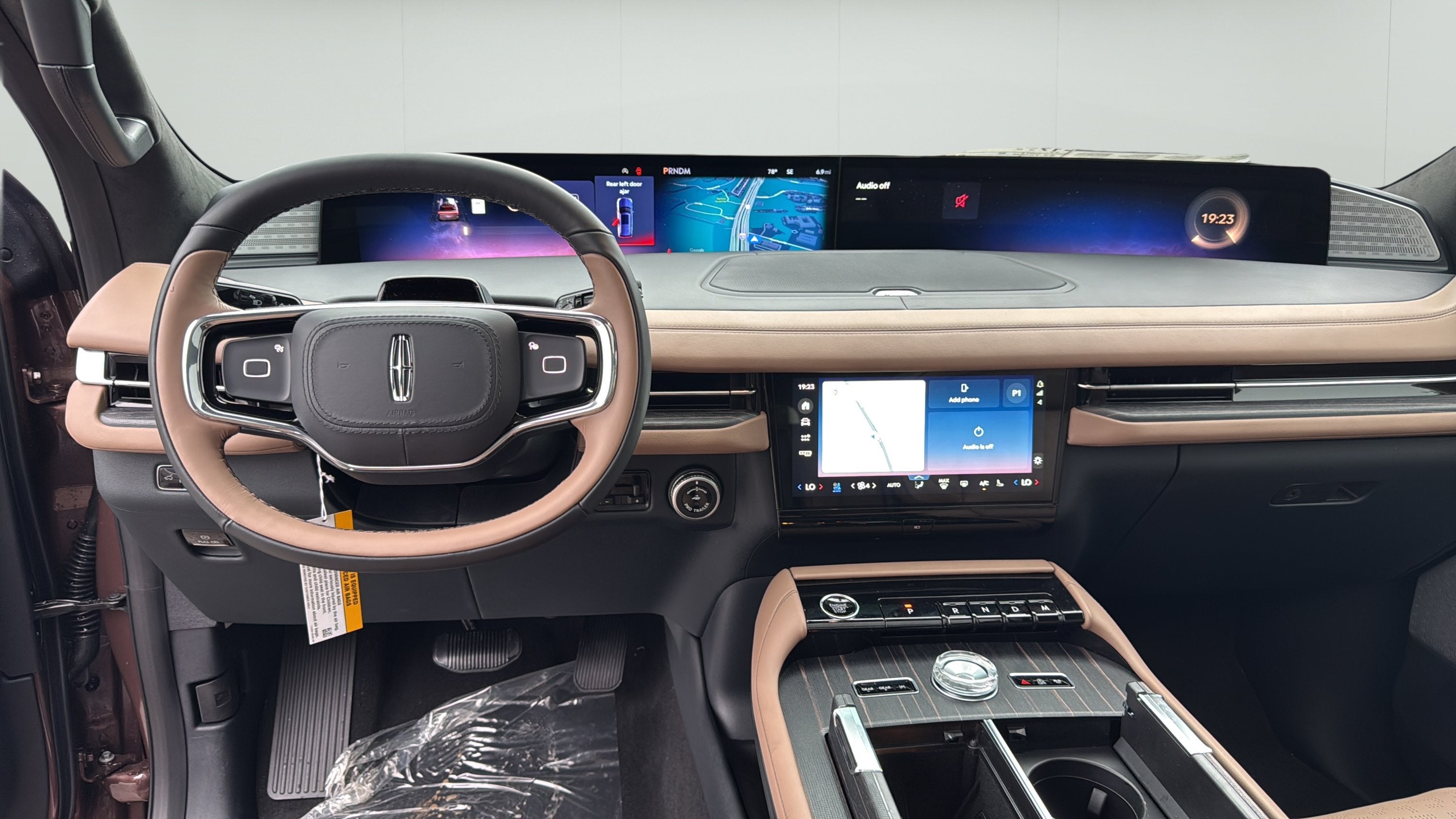 2027 Lincoln Navigator L Black Label