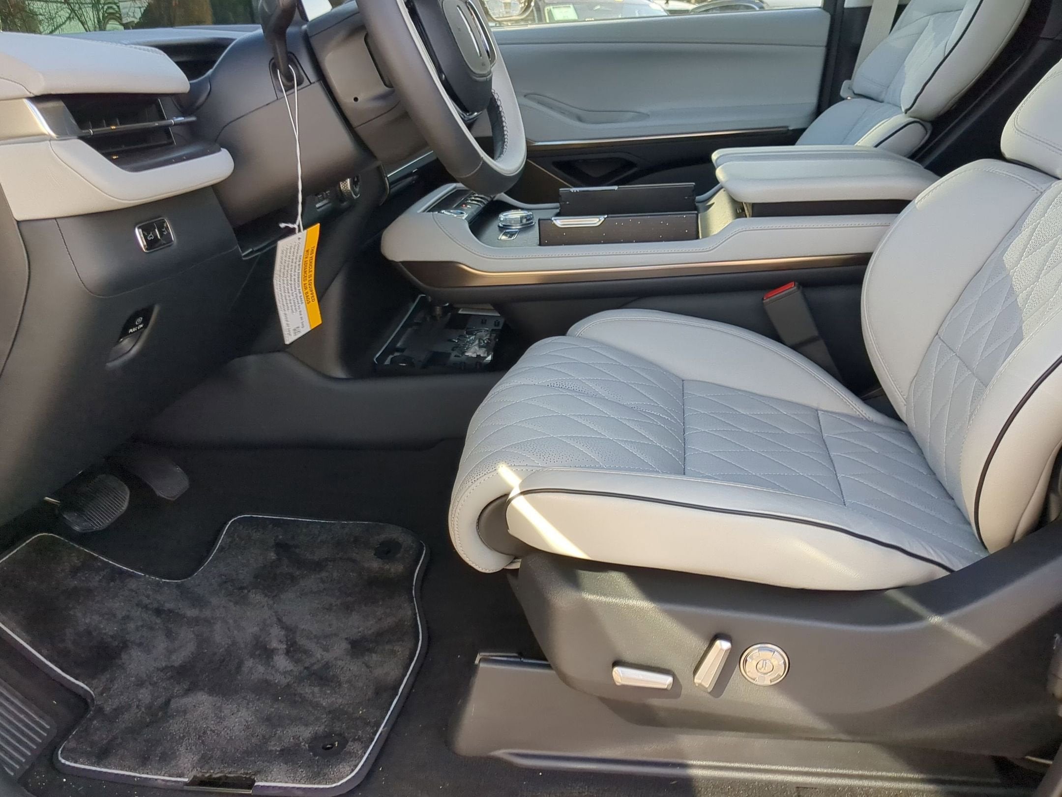 2025 Lincoln Navigator L Black Label