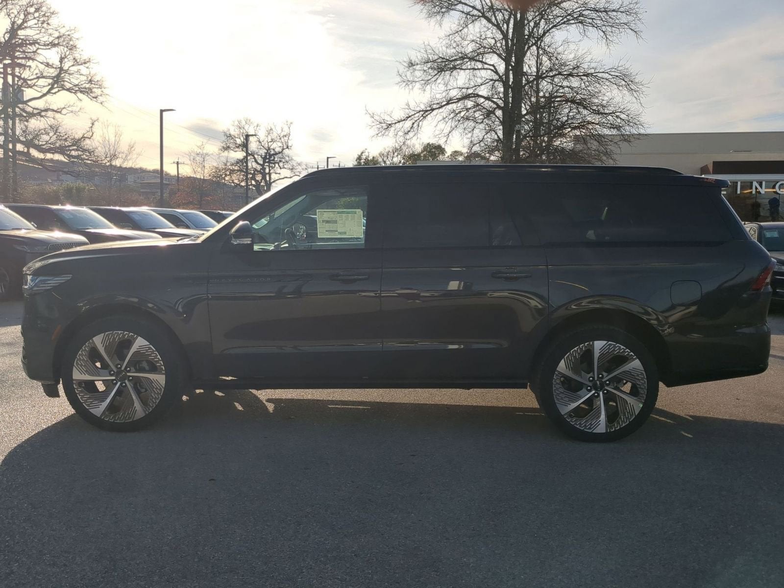 2025 Lincoln Navigator L Black Label