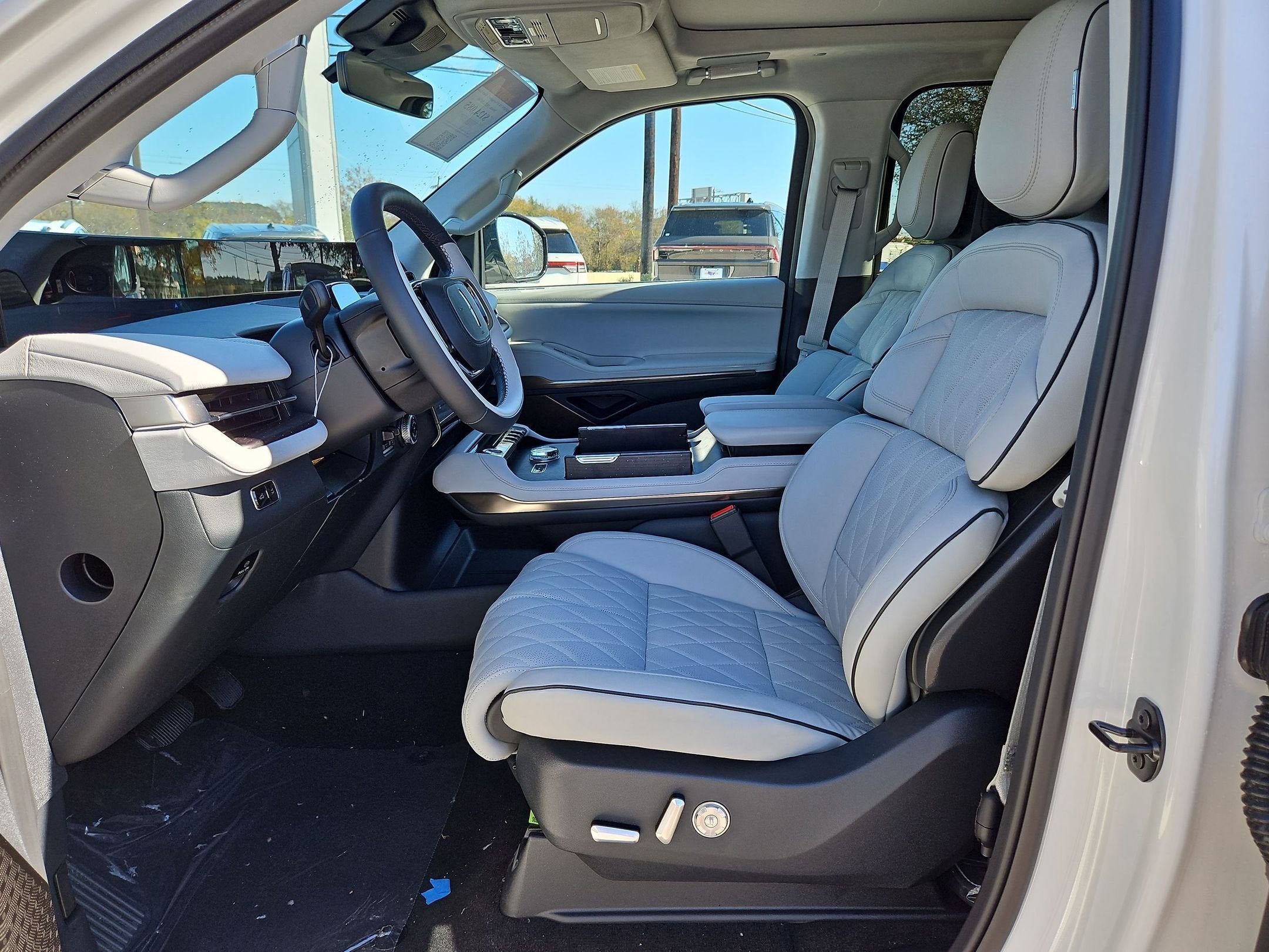 2025 Lincoln Navigator L Black Label