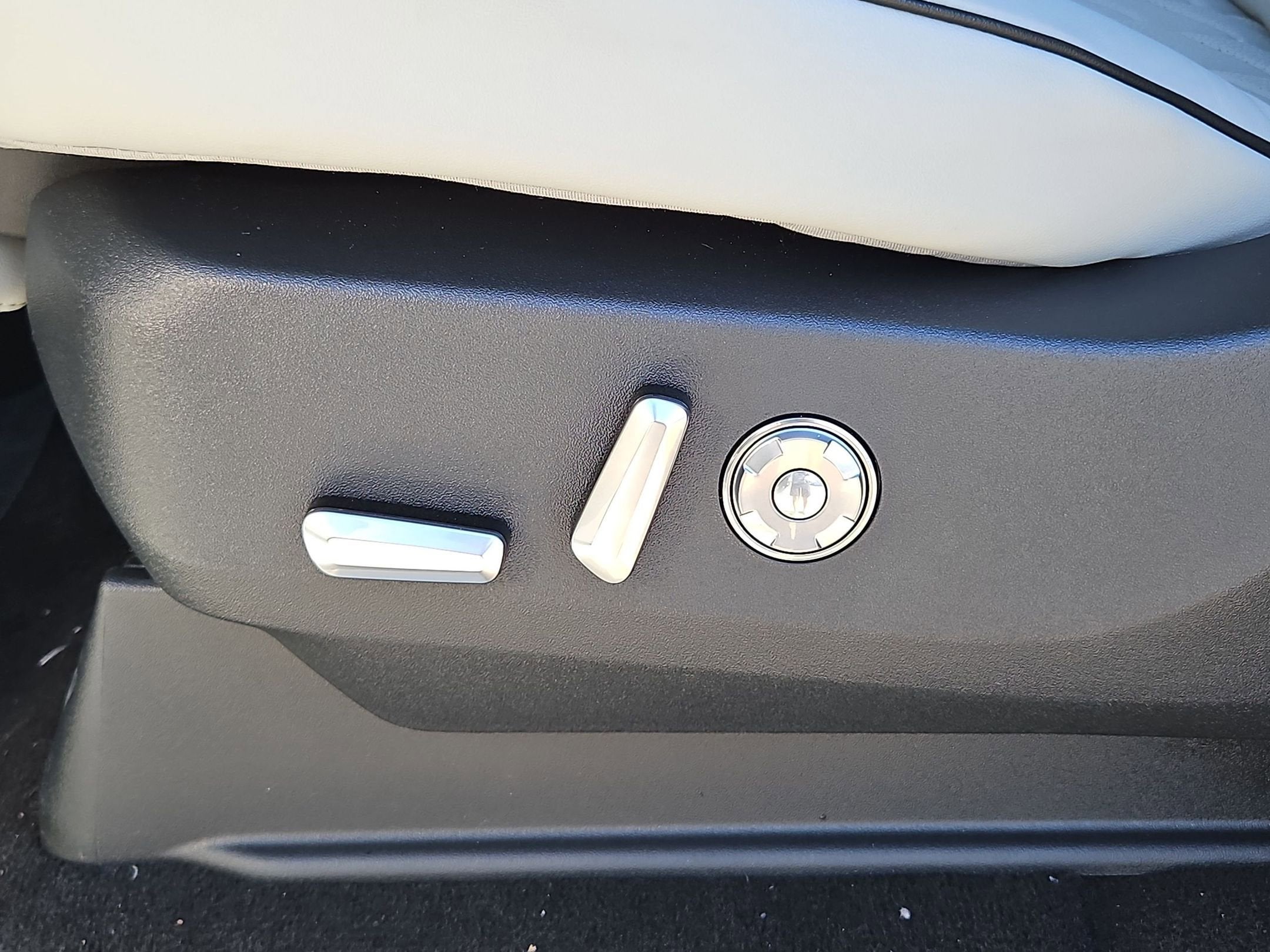 2025 Lincoln Navigator L Black Label