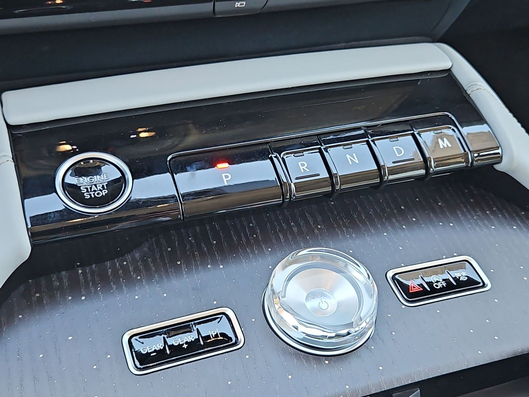 2025 Lincoln Navigator L Black Label