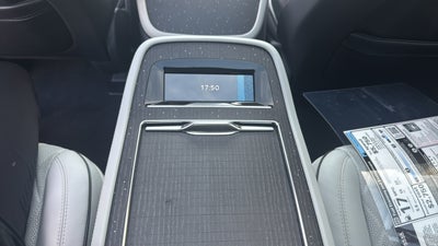 2027 Lincoln Navigator L Black Label
