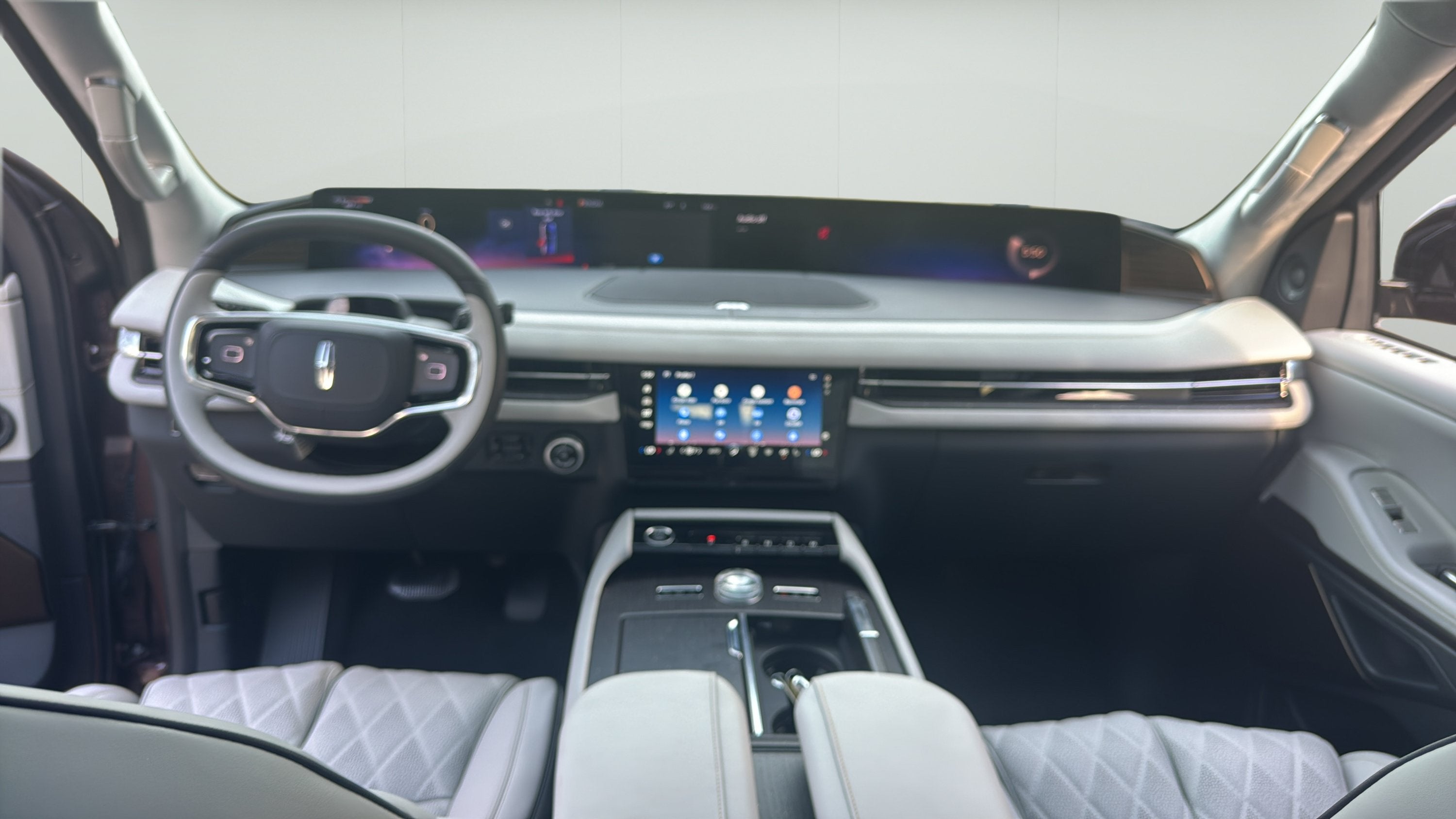 2027 Lincoln Navigator L Black Label