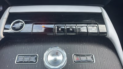 2027 Lincoln Navigator L Black Label