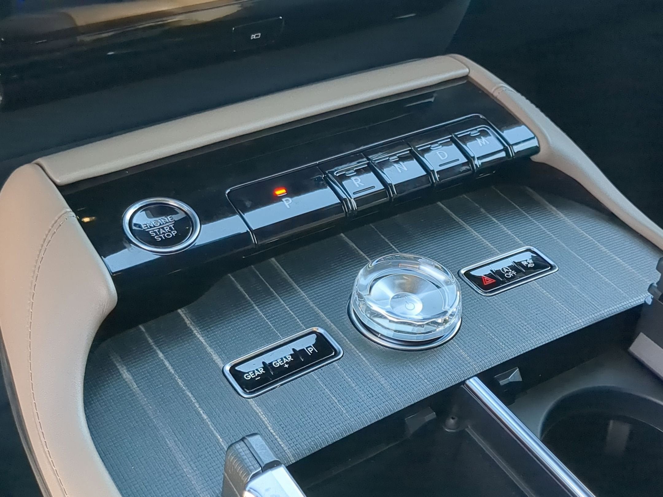 2025 Lincoln *Custom Wrap Navigator L Black Label