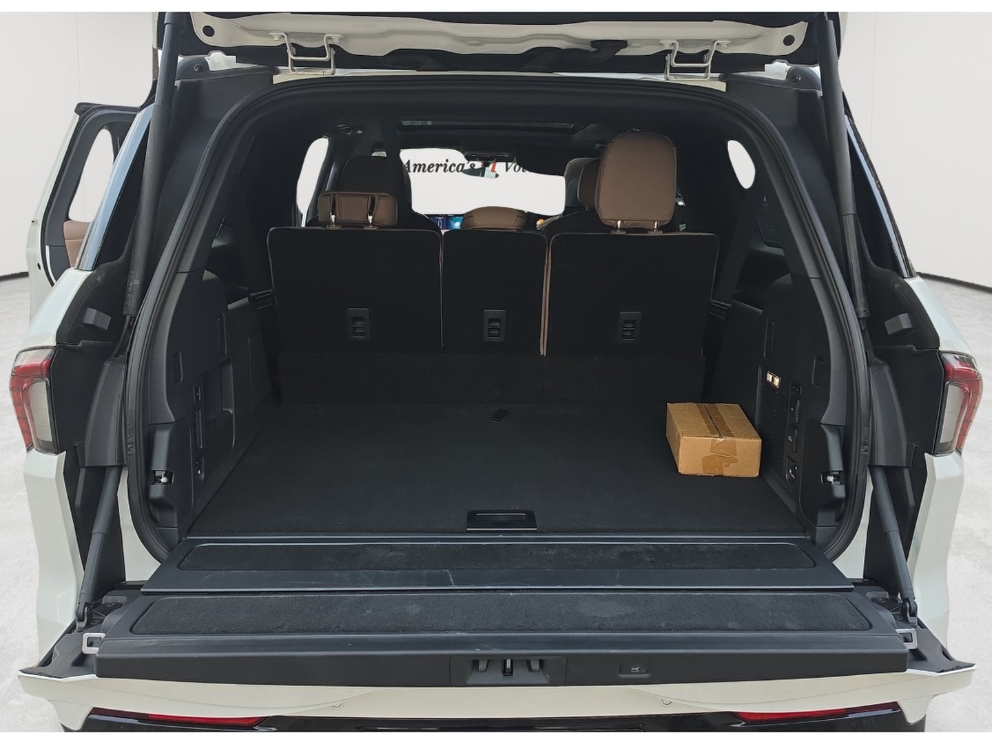 2025 Lincoln Navigator L Black Label