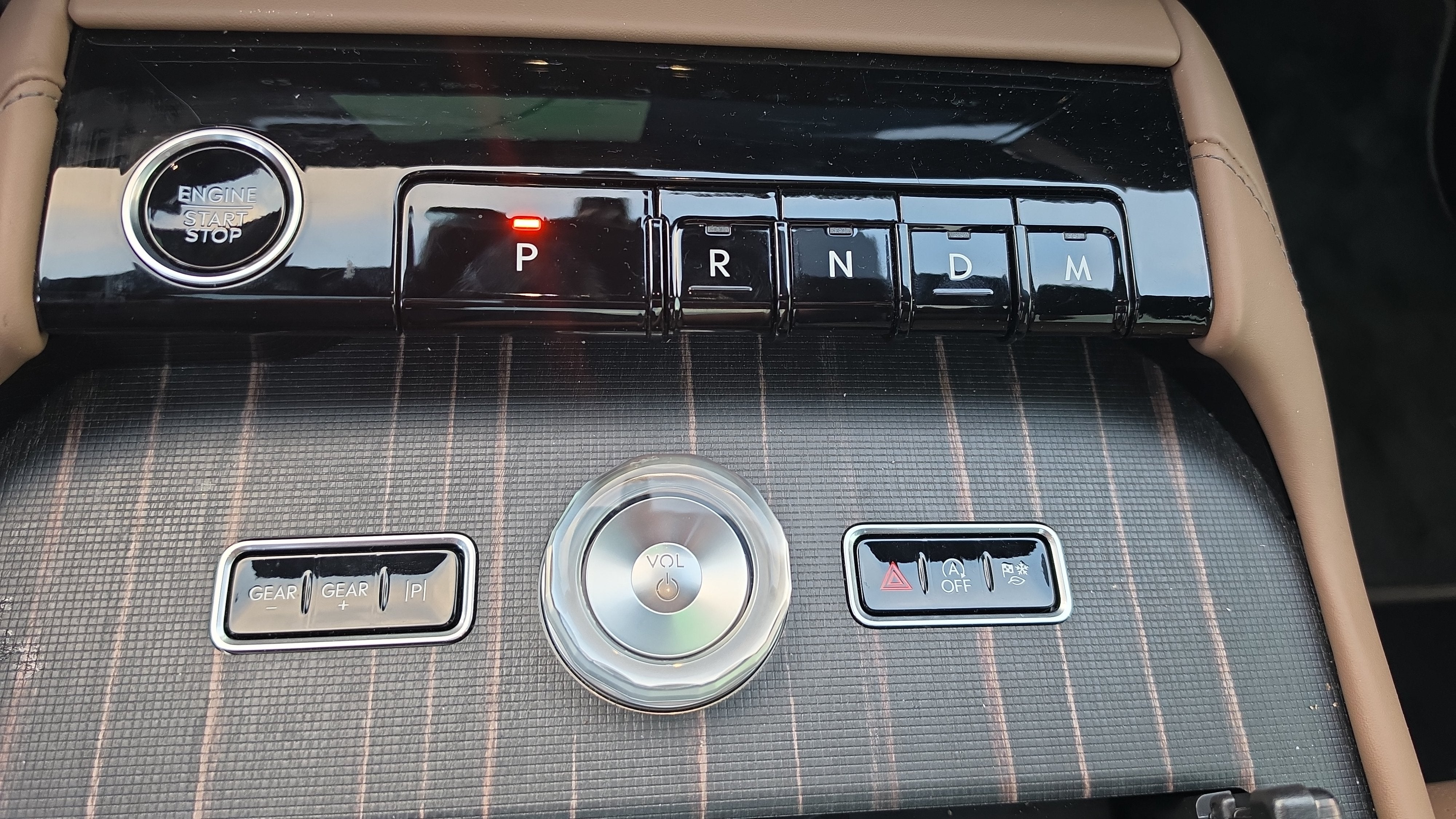 2025 Lincoln Navigator L Black Label