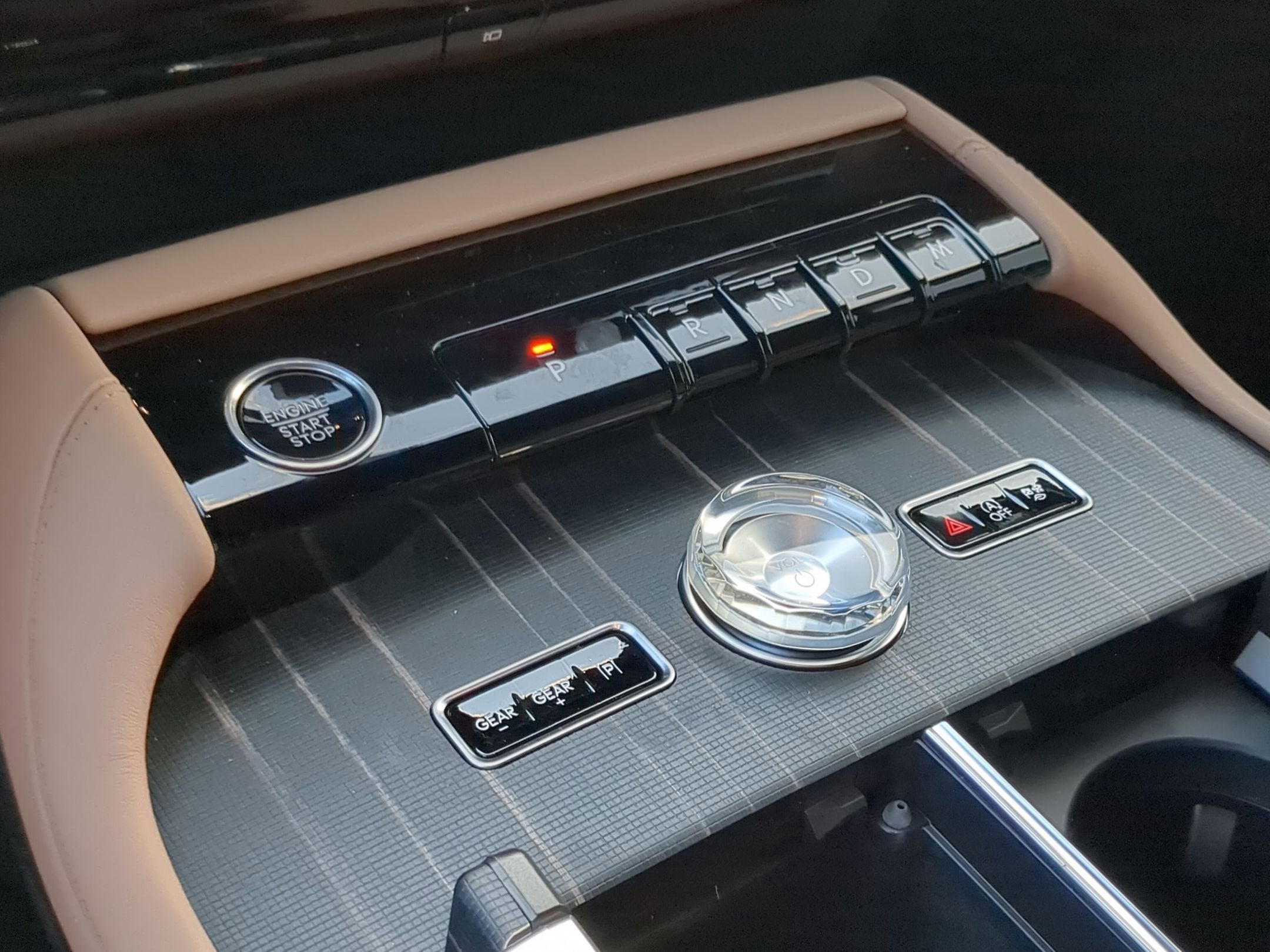 2025 Lincoln Navigator L Black Label