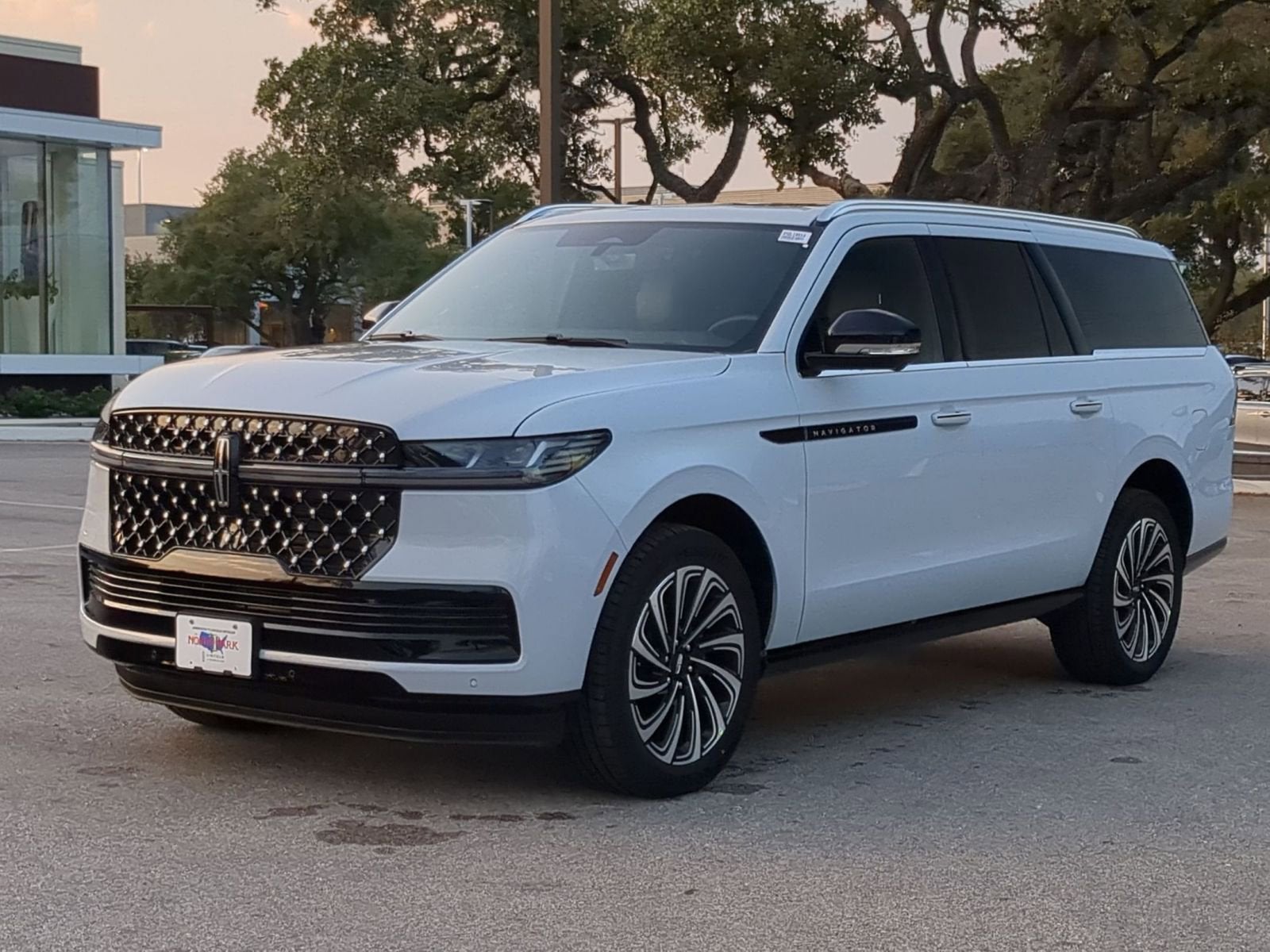 2025 Lincoln Navigator L Black Label