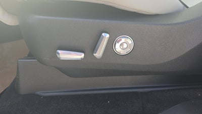 2027 Lincoln Navigator L Black Label