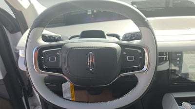 2027 Lincoln Navigator L Black Label