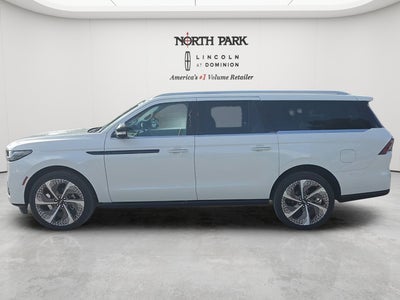 2027 Lincoln Navigator L Black Label