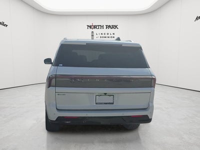 2027 Lincoln Navigator L Black Label