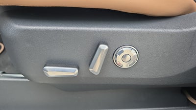 2026 Lincoln Navigator L Black Label