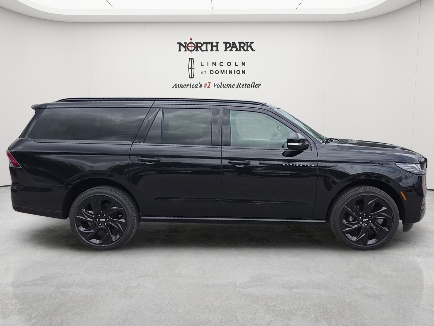 2026 Lincoln Navigator L Black Label