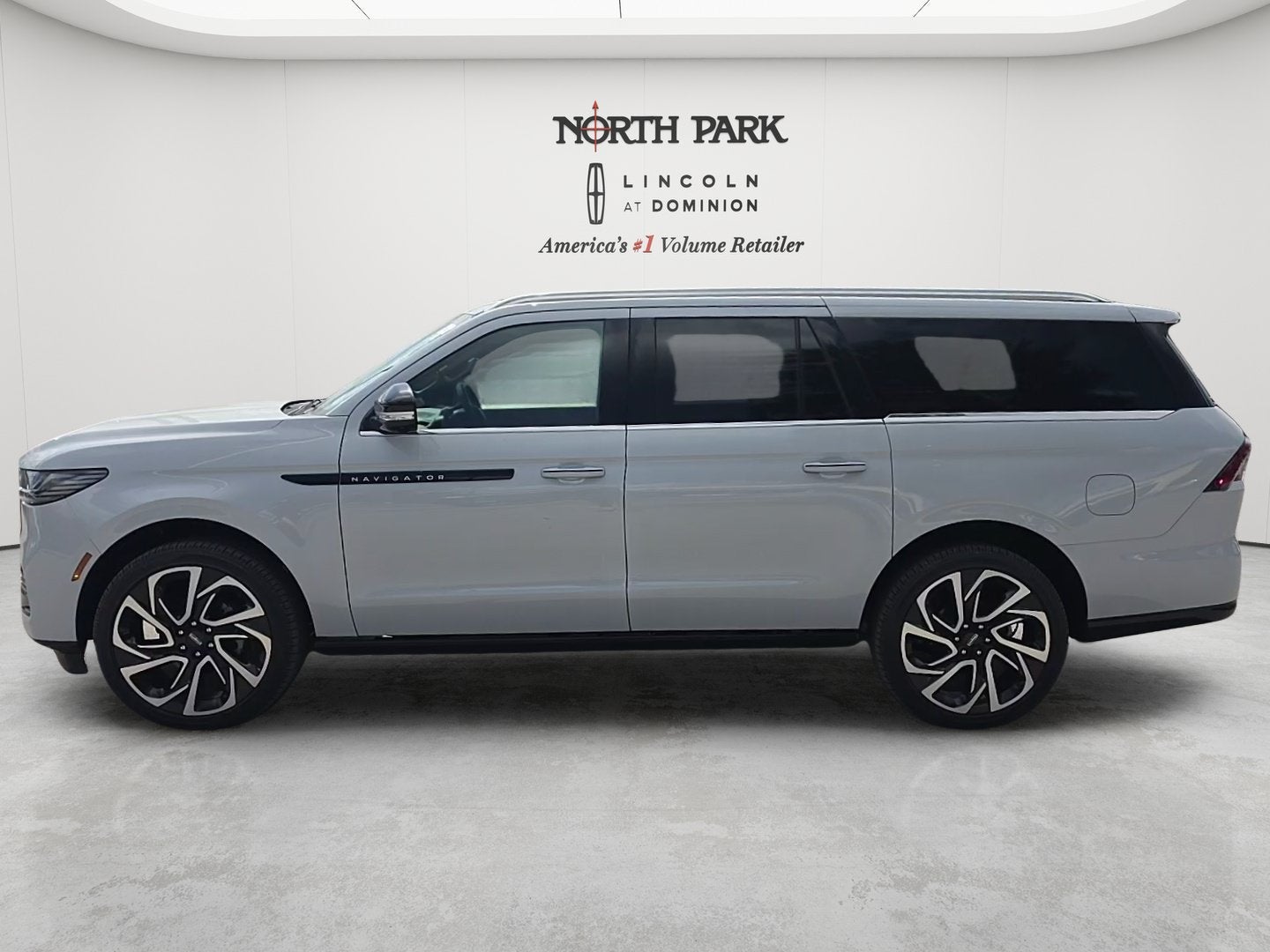 2026 Lincoln Navigator L Black Label