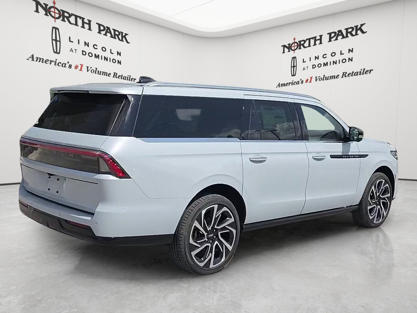 2026 Lincoln Navigator L Black Label