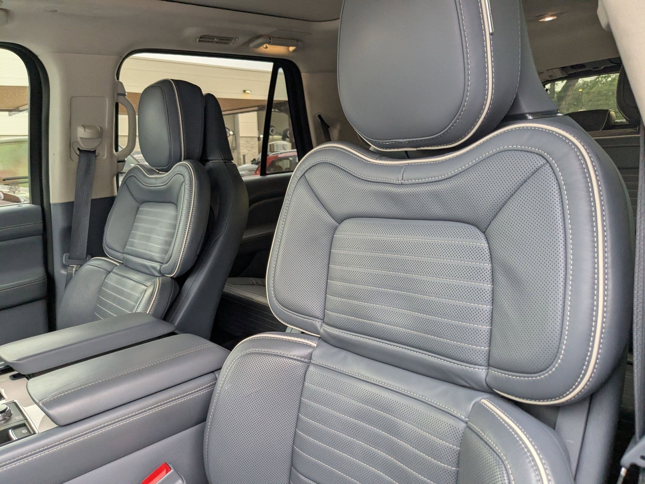 2024 Lincoln Navigator L Black Label