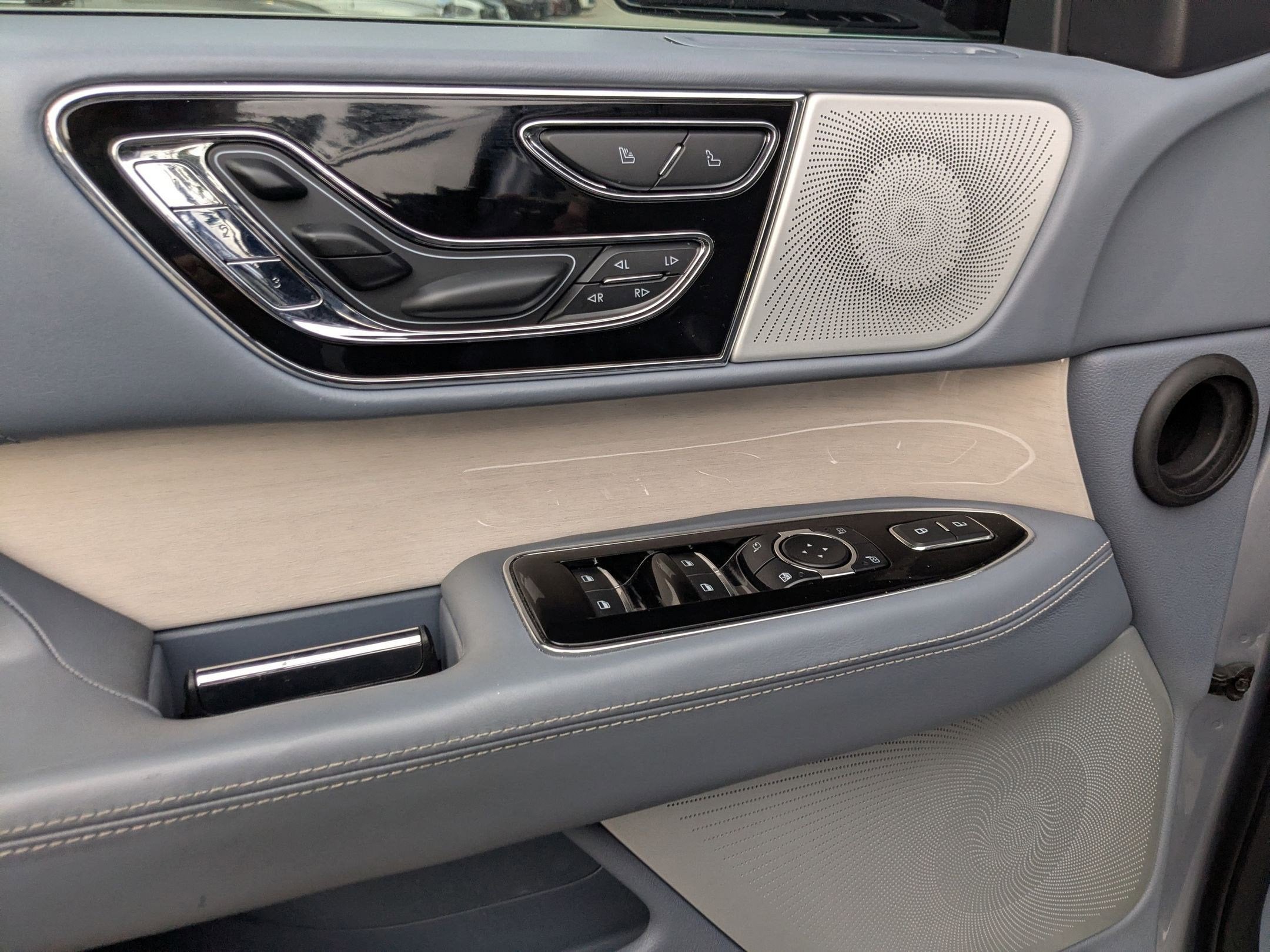 2024 Lincoln Navigator L Black Label